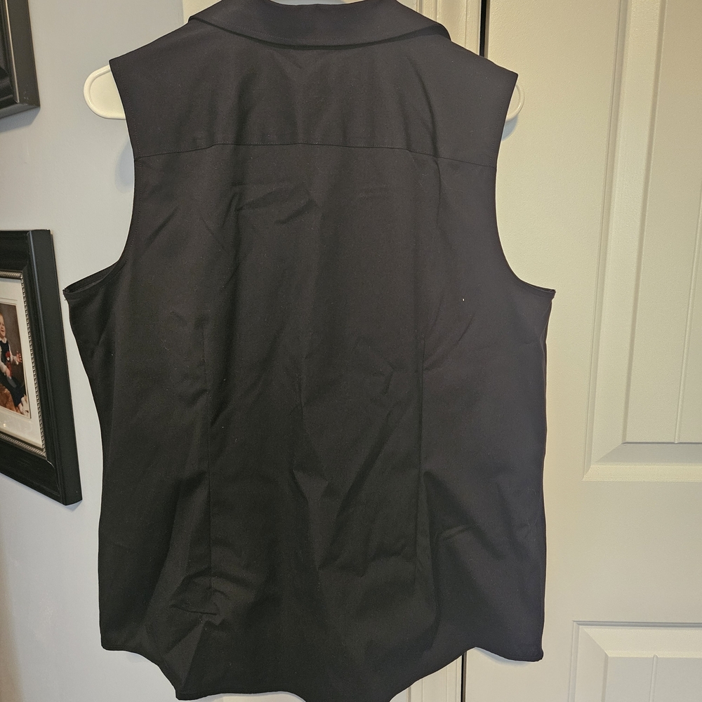 Talbots Black Sleeveless Button Down Shirt - Picture 2 of 3
